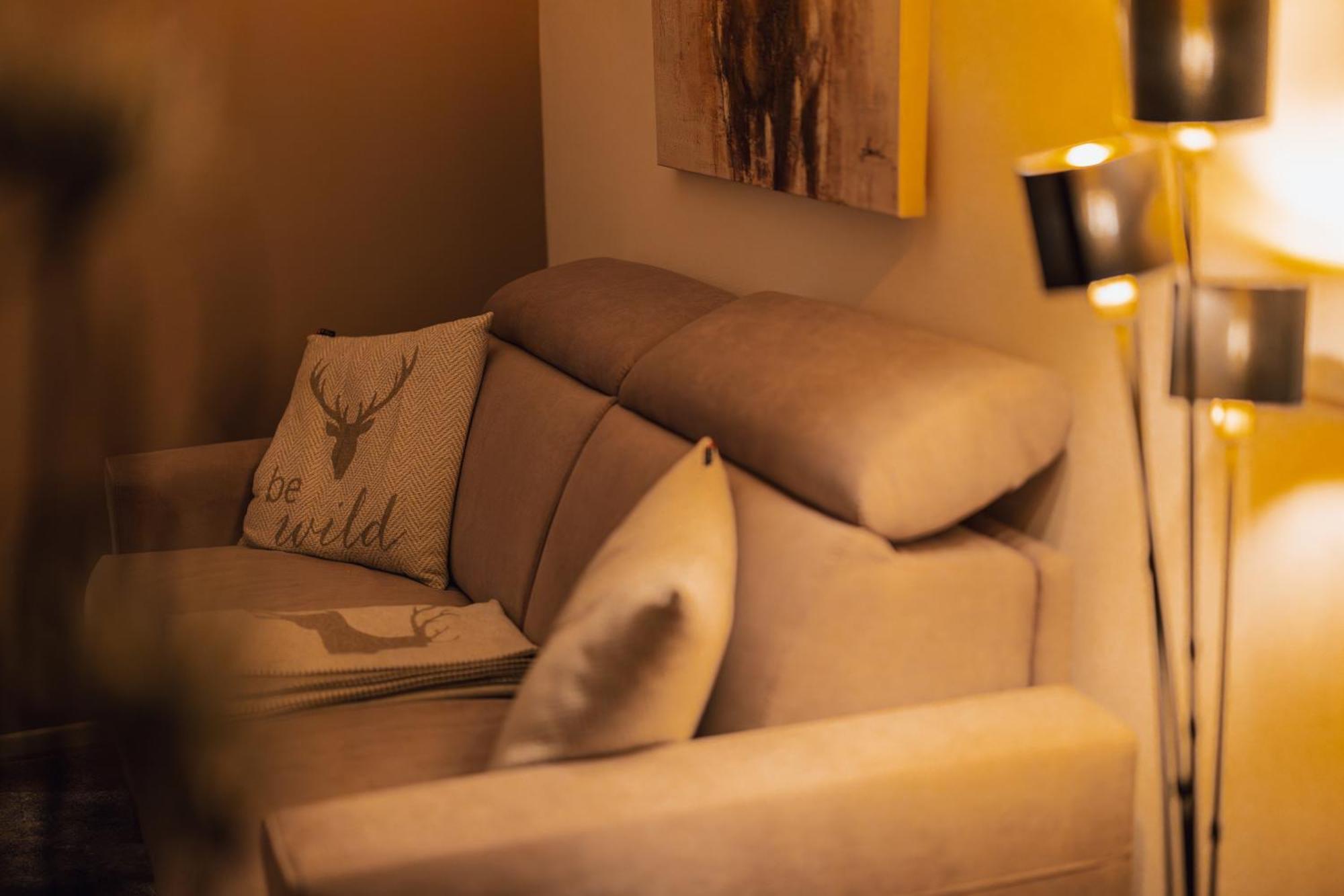 Posthof - Alpine Living Apartments Campo di Trens Bagian luar foto