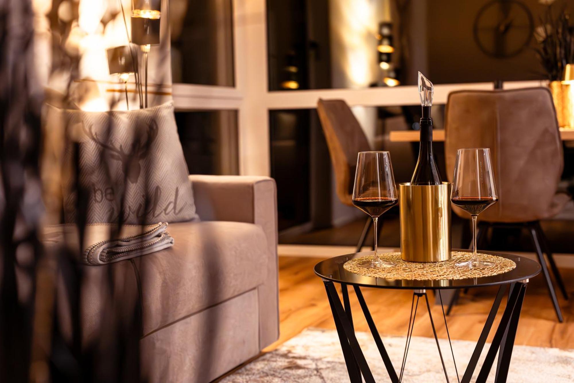 Posthof - Alpine Living Apartments Campo di Trens Bagian luar foto